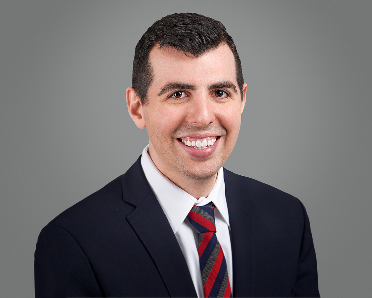 PA_Portraits 2018 Dr. Ryan Schure – Periodontist - River Edge Dental